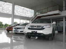 300725_269655356379953_107911_n