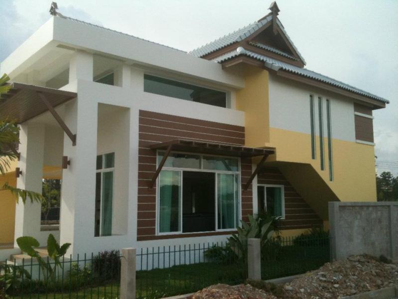 487287_441550479190439_148944058_n